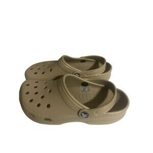 Crocs Classic Clog Sandals, beige Mens 5 - Women’s 7- RARE color